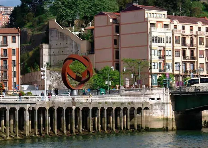 فندق Sercotel Ayala, An Ascend Collection *